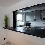 Livemore24 - 4 In 24-7 Check-in Apartment Gladbeck