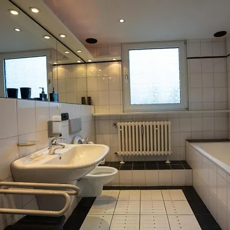 Livemore24 - Apartment 4 In Gladbeck Wlan - Smart-Tv - 24-7 Check-In Und Kueche *
