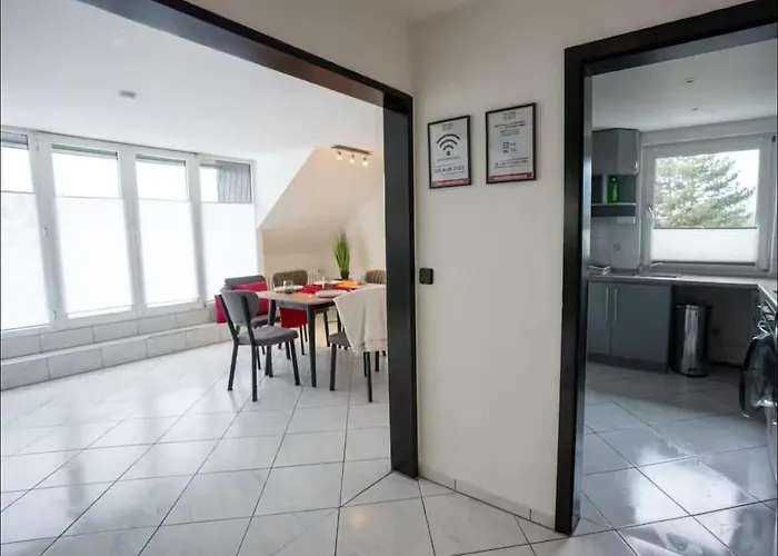 Livemore24 - 4 In 24-7 Check-in Apartmán