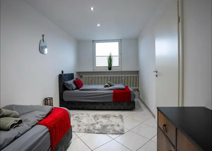 Livemore24 - 4 In 24-7 Check-in * Gladbeck