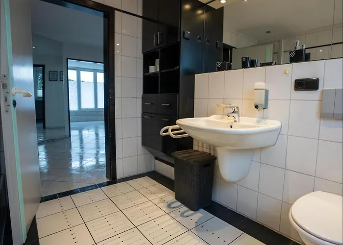 Livemore24 - 4 In 24-7 Check-in Apartmán Gladbeck